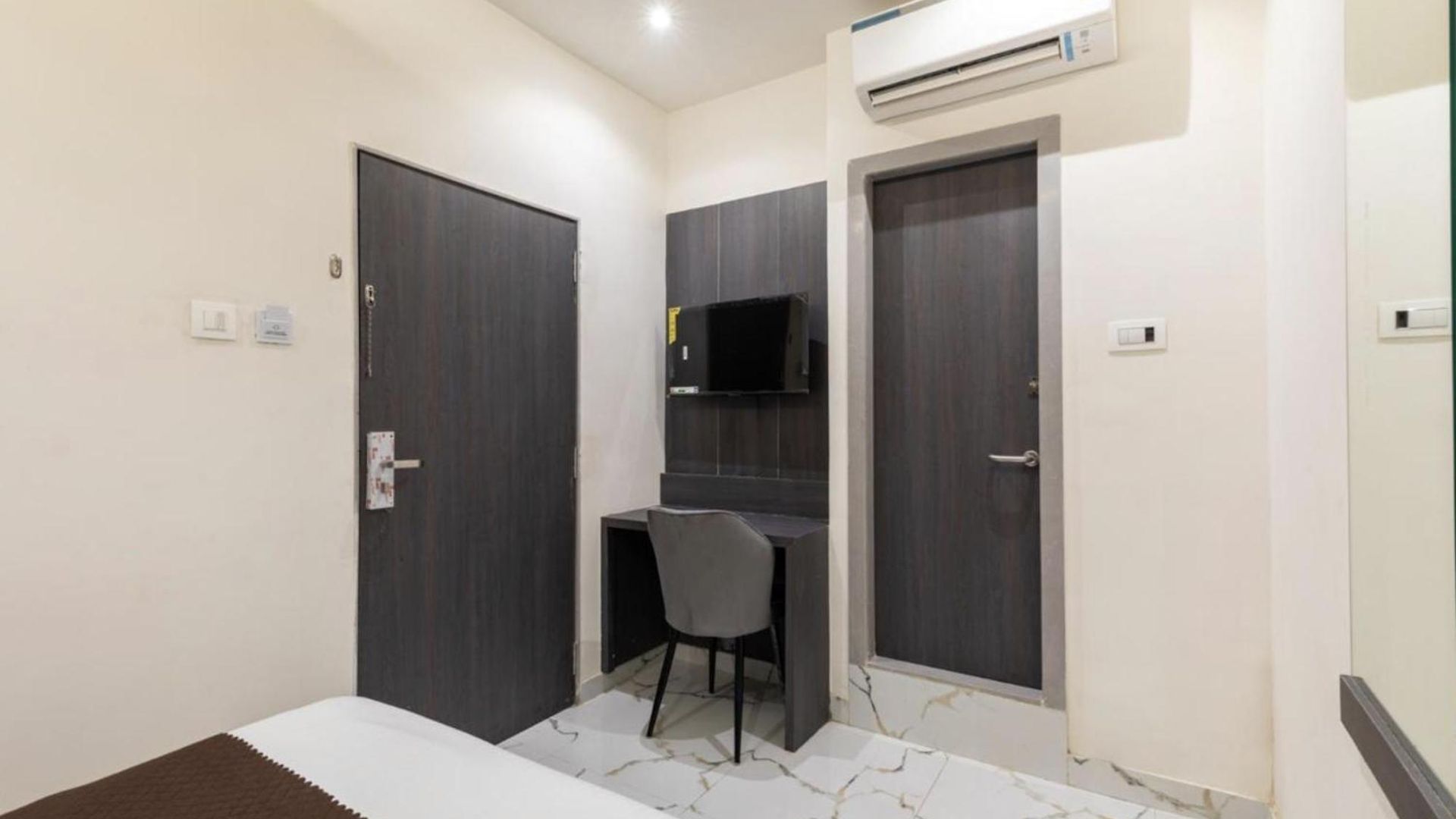 Artilla Mumbai