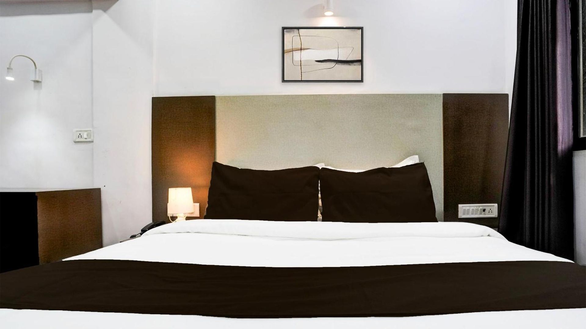 Super O Four Formerly Ardaas Residency Hotel