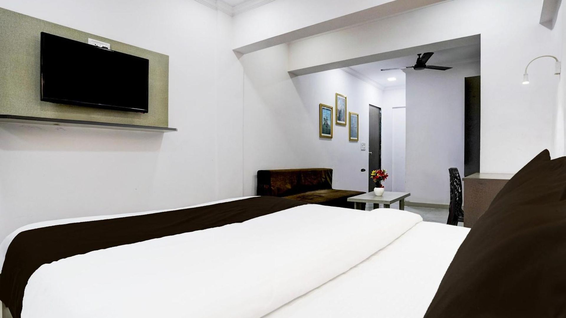 Super O Four Formerly Ardaas Residency Hotel