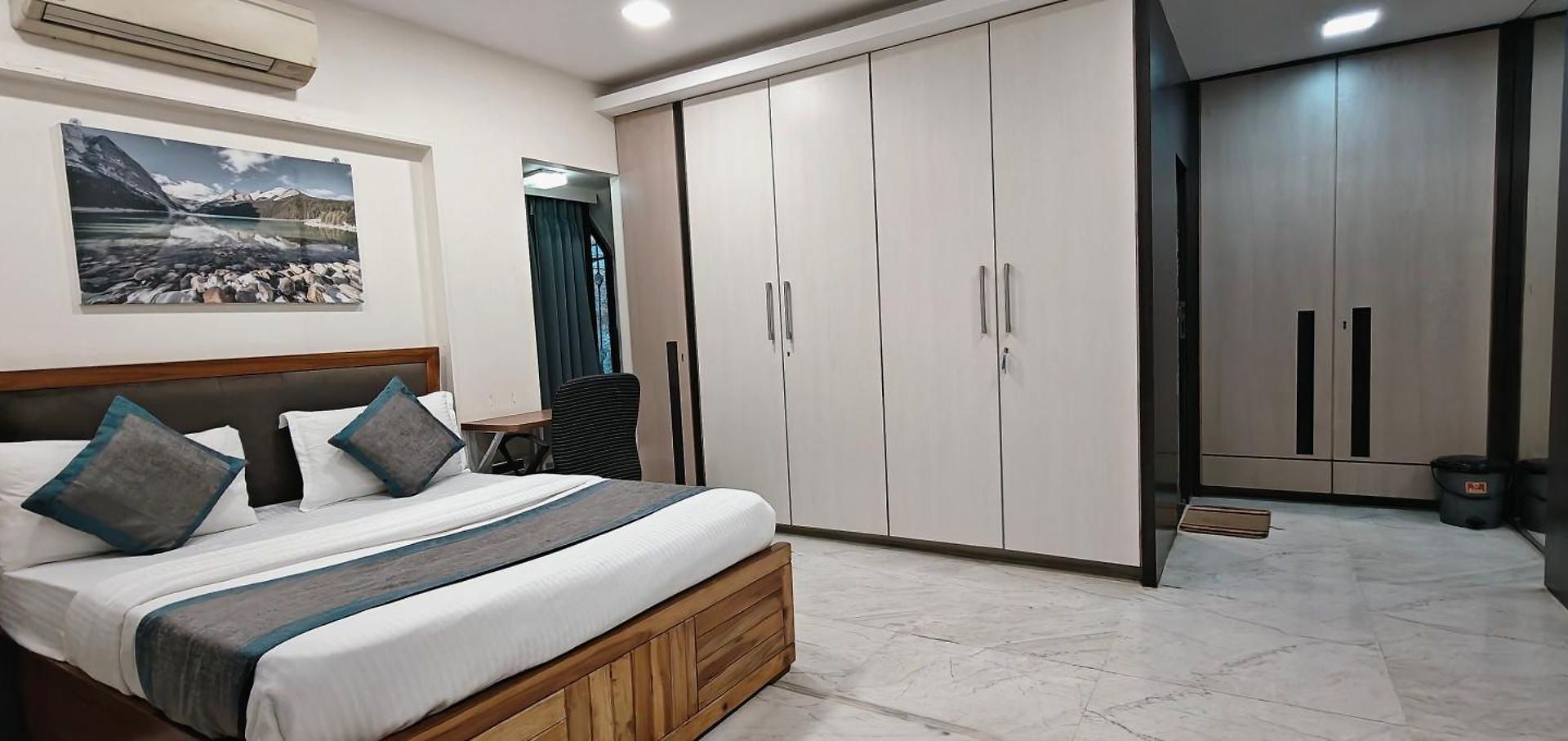 Hotel Tim Service Goregaon East Near Nesco Mumbai