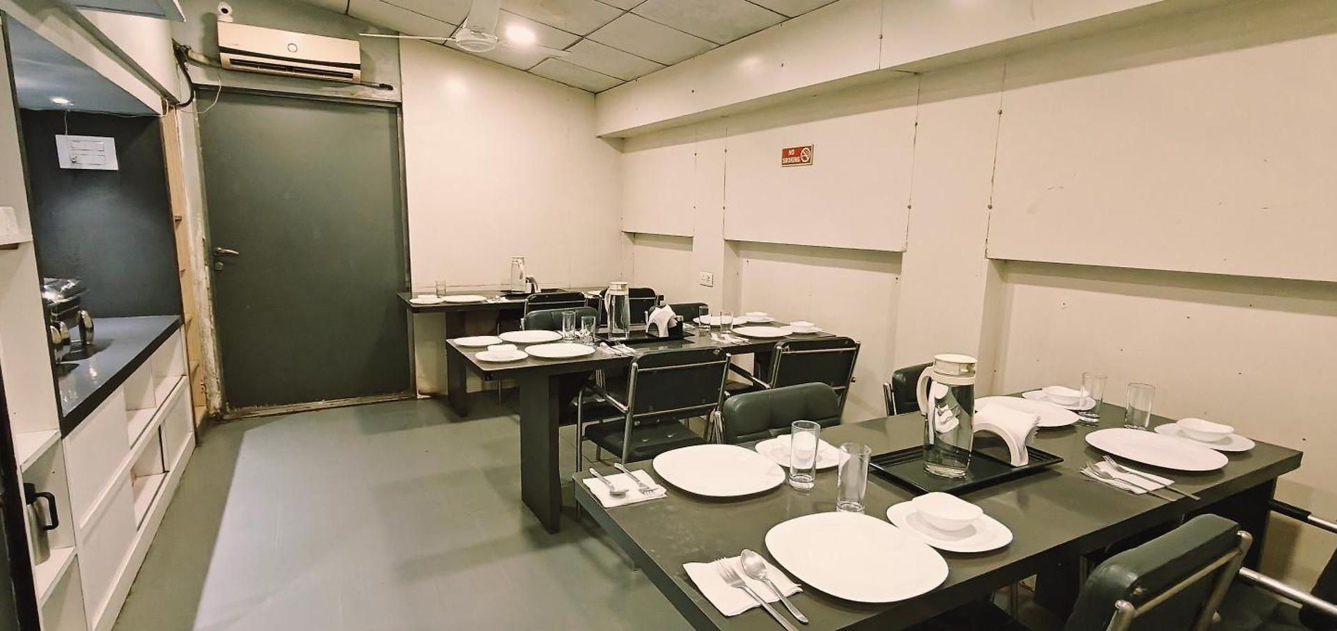 Tim Service Goregaon East Near Nesco Hotel