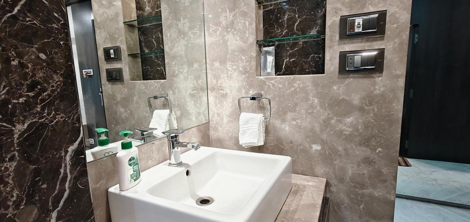 Tim Service Goregaon East Near Nesco Hotel Mumbai