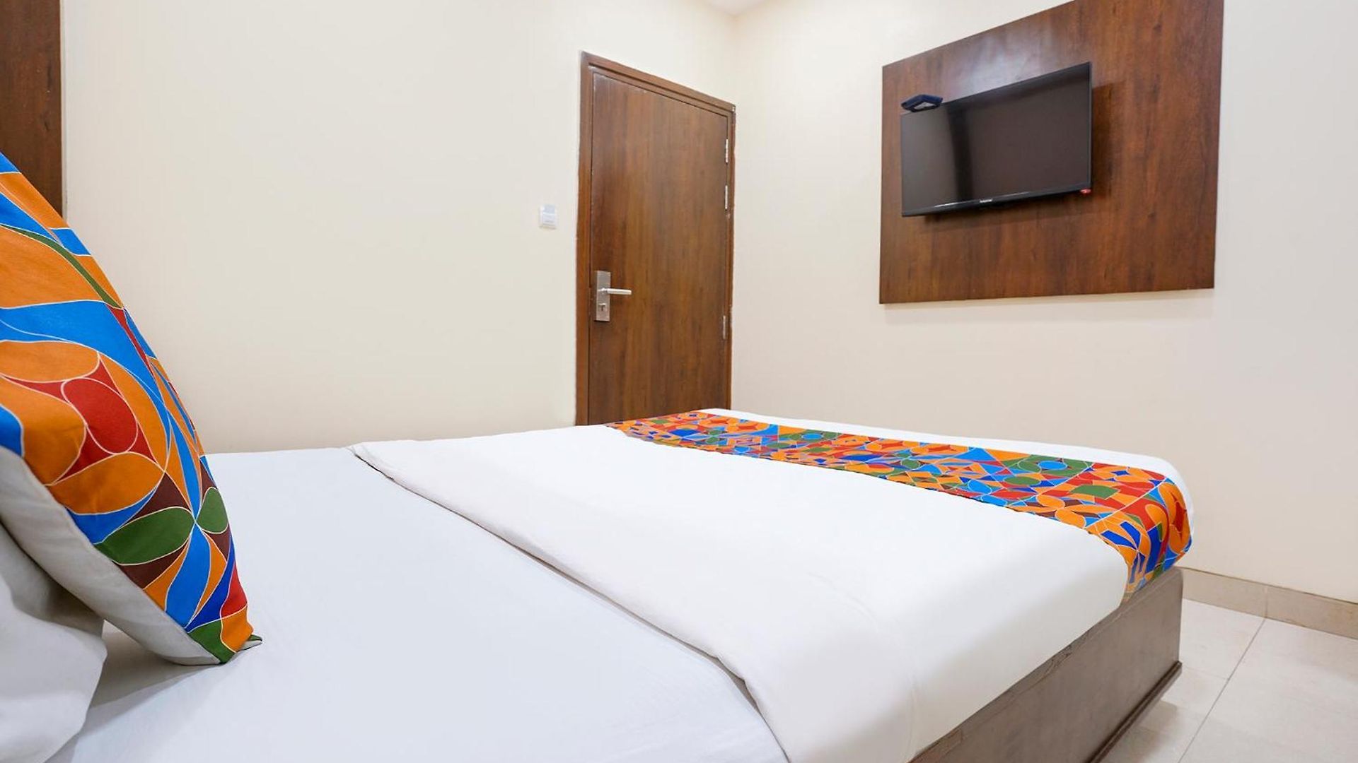 Retreat Hotel Mumbai