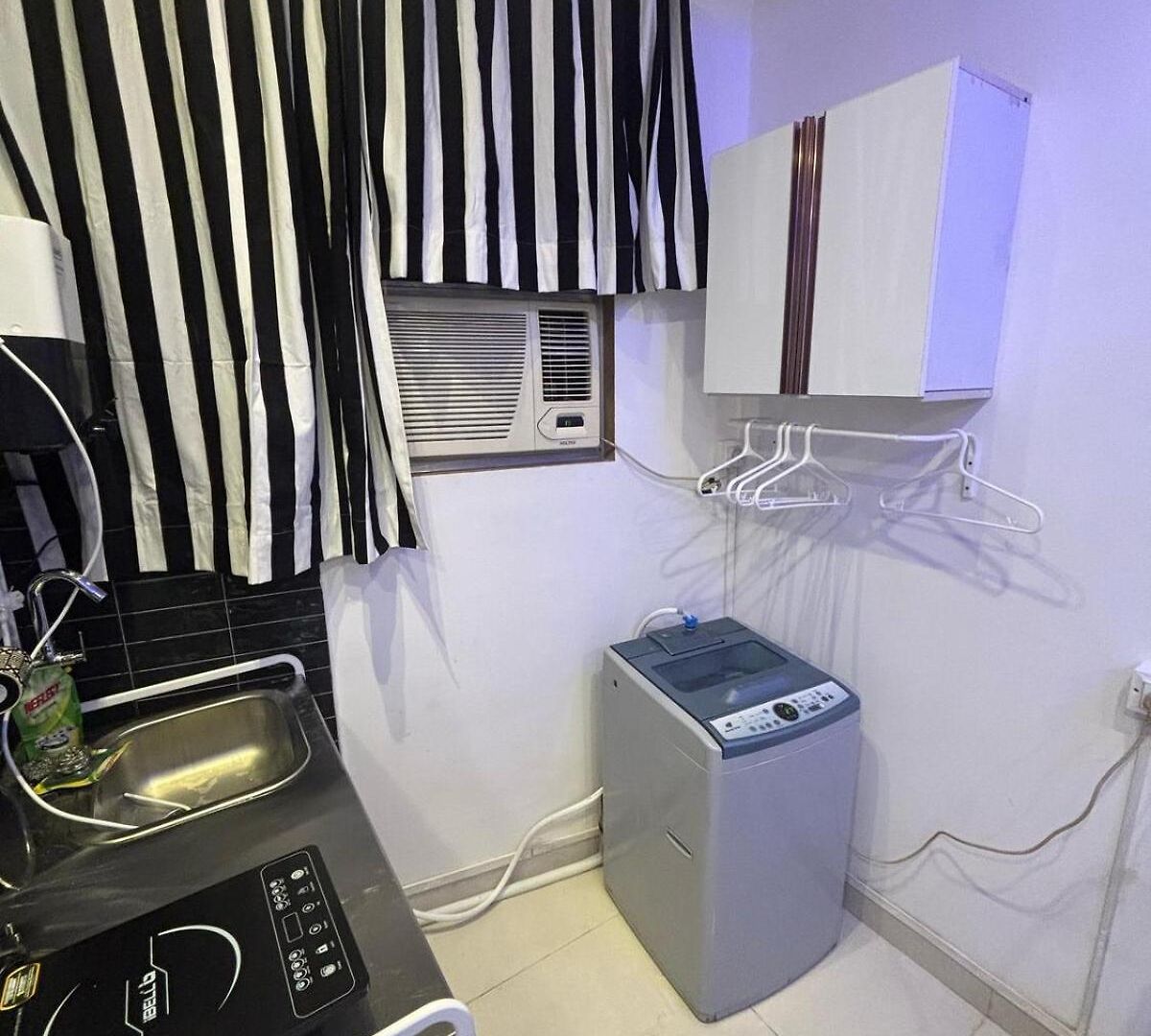 Apartment Ivy Splendour Dice Private Studio, Oshiwara *