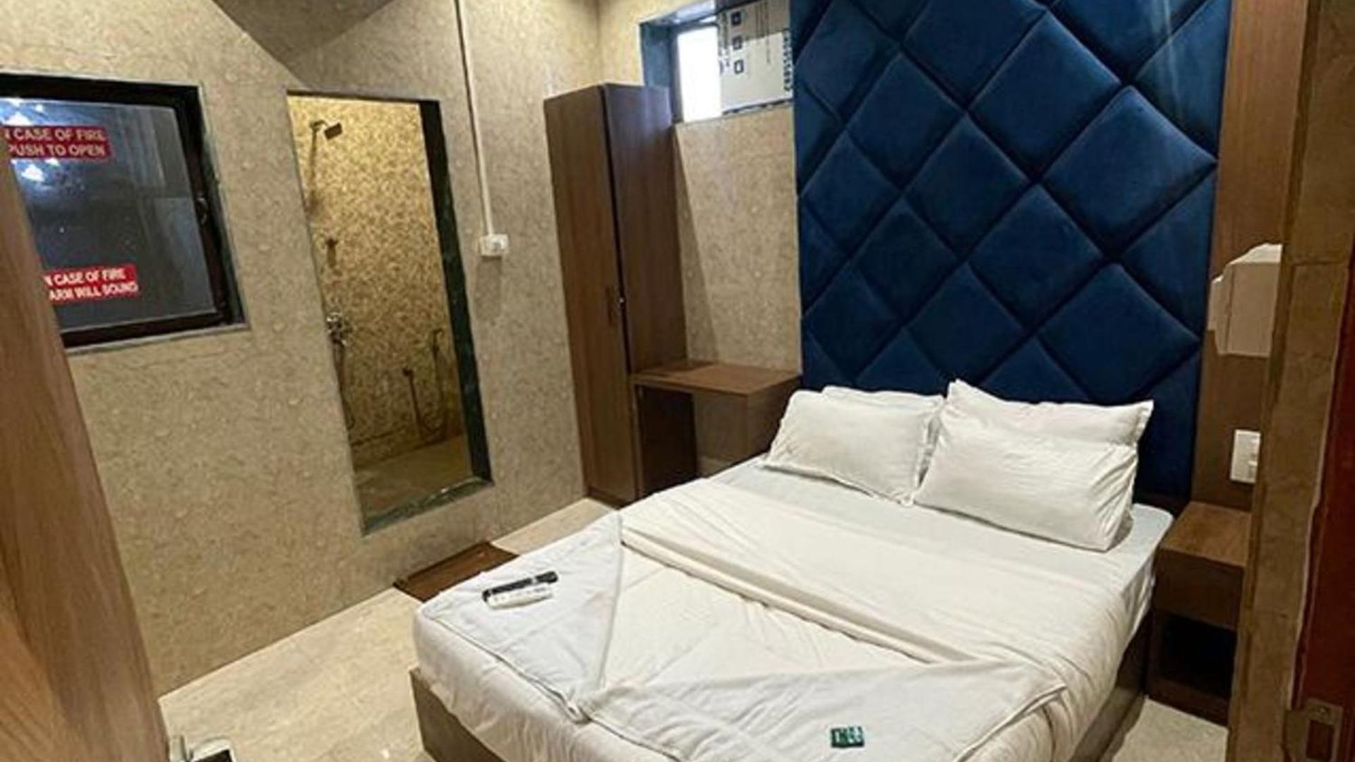 Hotel Via Firdous -