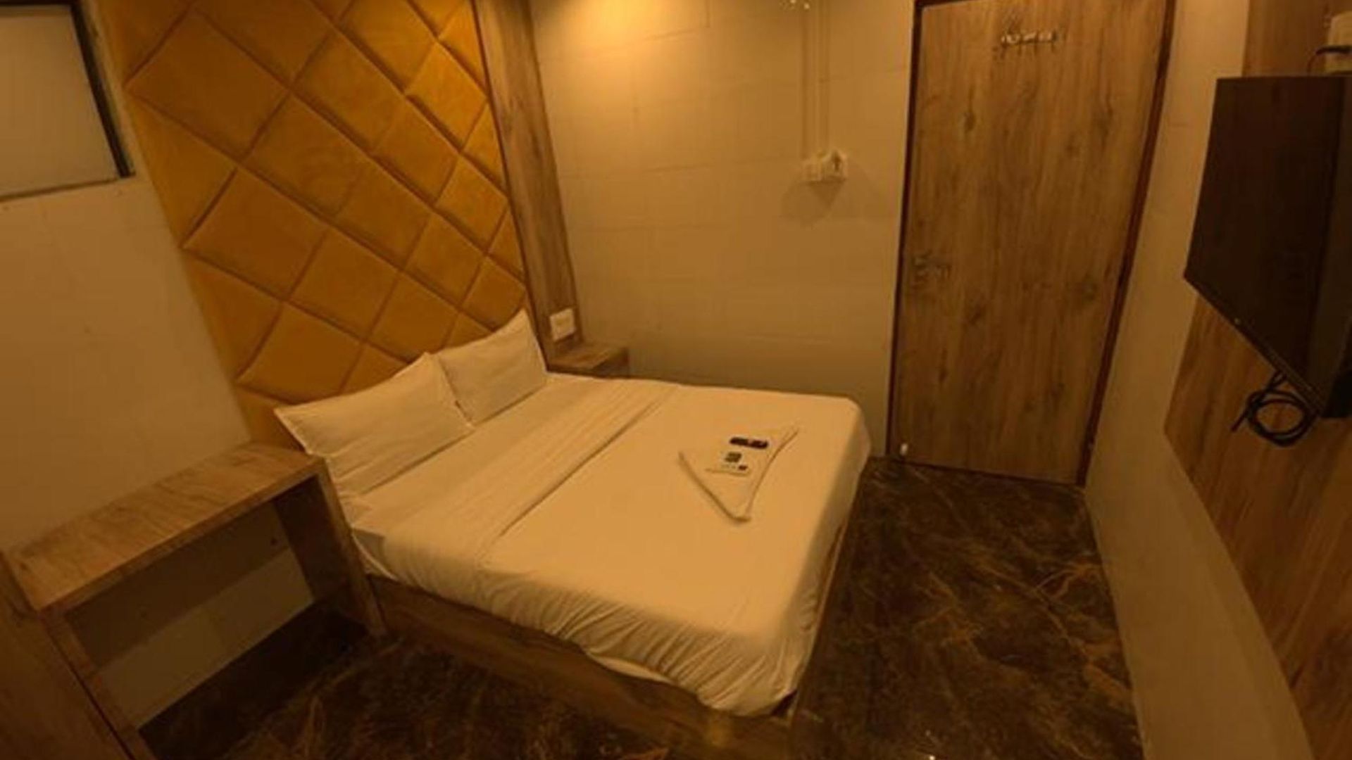 Hotel Via Firdous - 3*