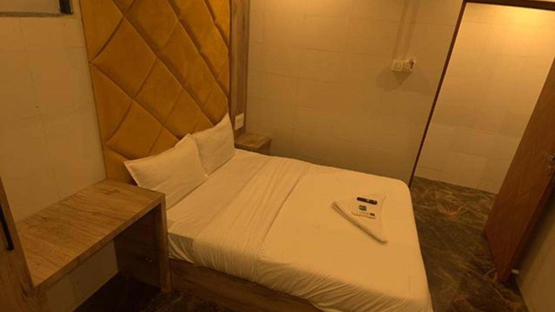 Hotel Via Firdous - Mumbai