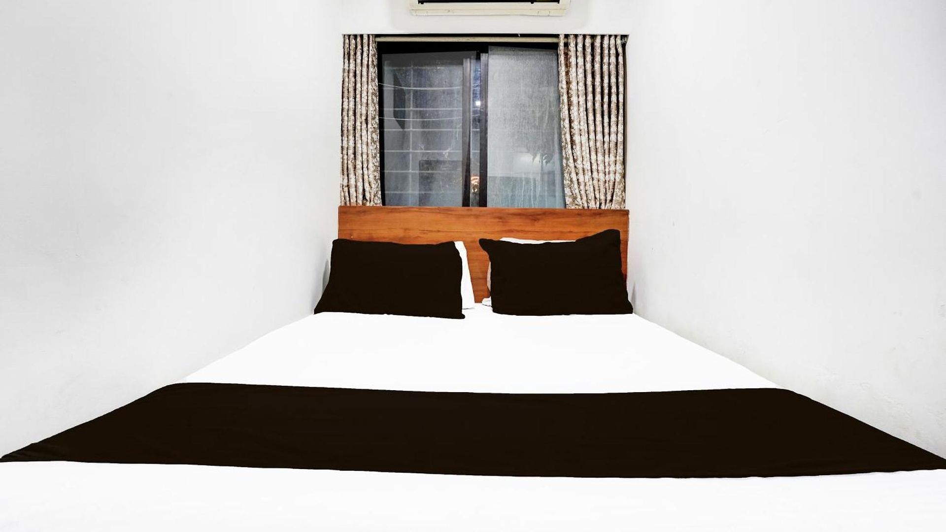 Super O Bkc Santacruz East Hotel 3*