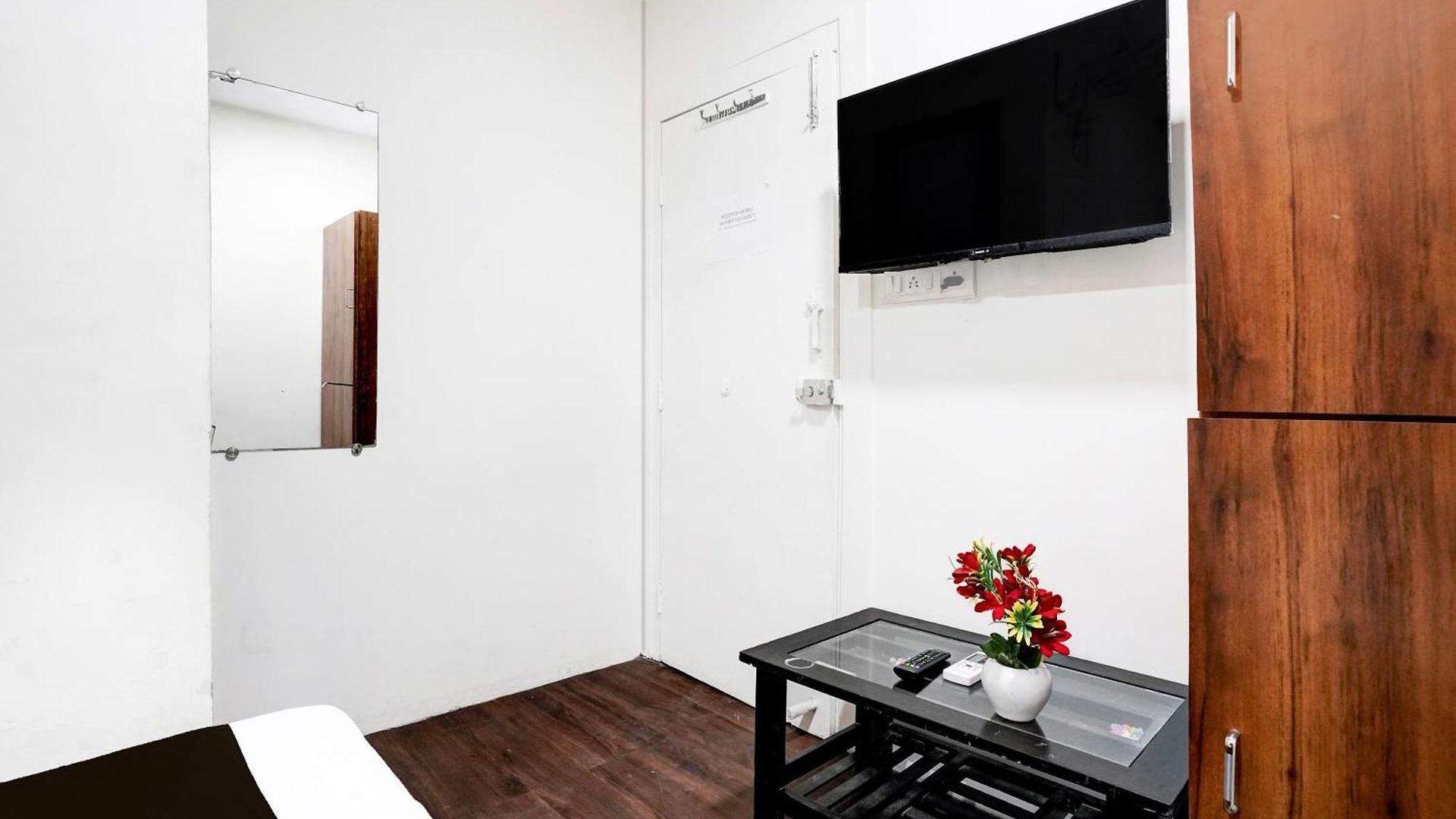 Super O Bkc Santacruz East Hotel