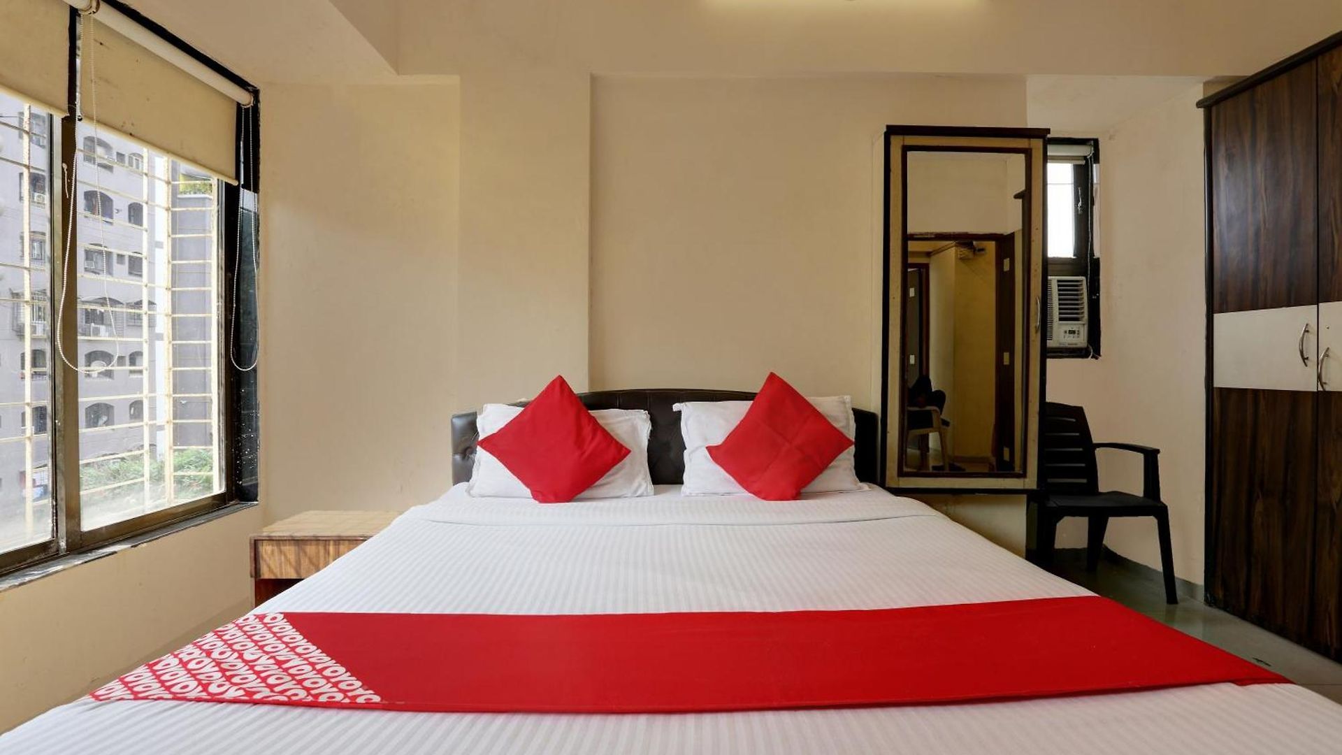 Collection O Lokhandwala Andheri West Mumbai Formerly Lalsai Residency Hotel Mumbai