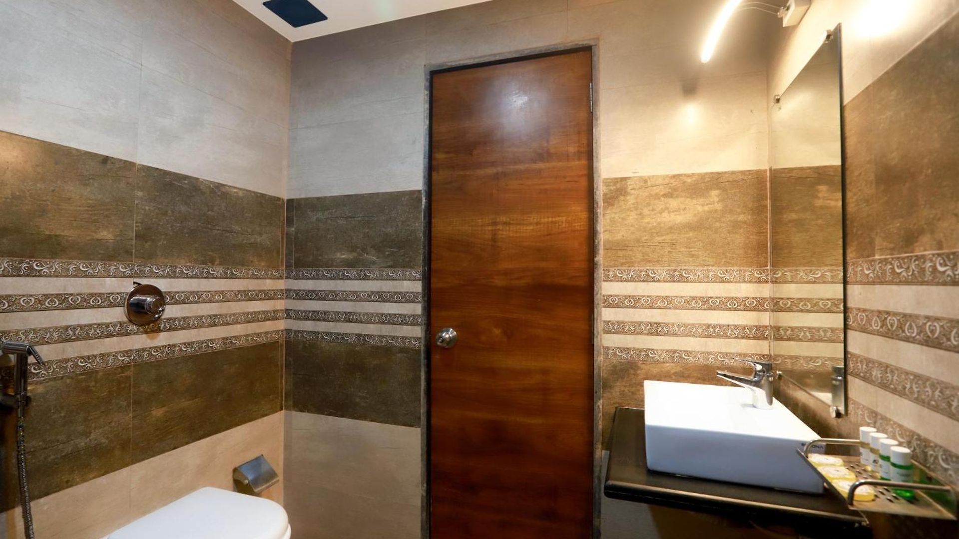 Atlas Plaza 3*