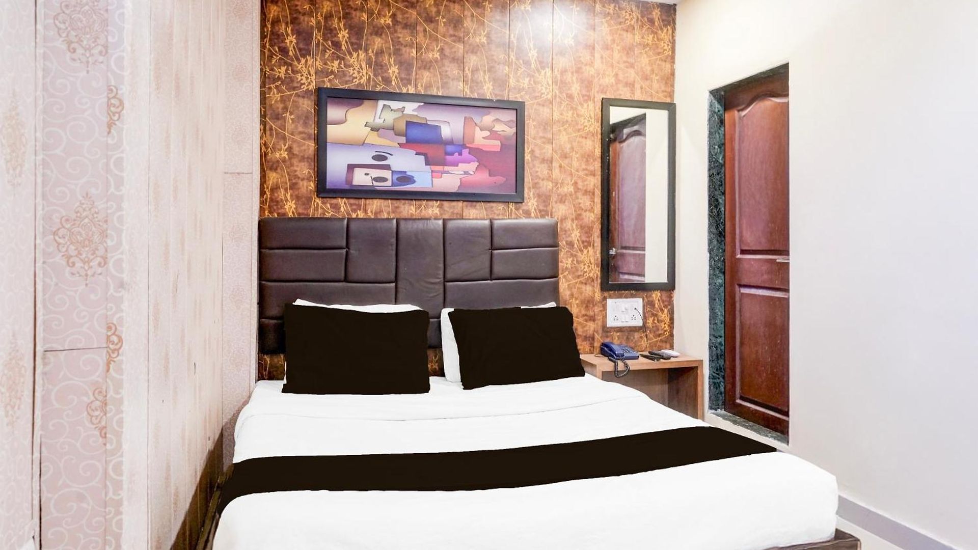 O Aksa 3* Mumbai