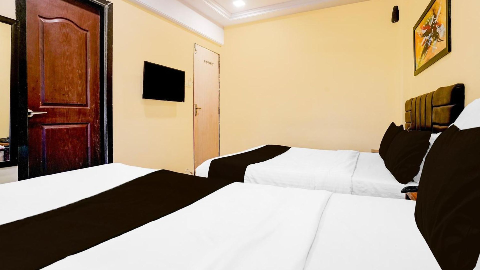 O Aksa Hotel Mumbai