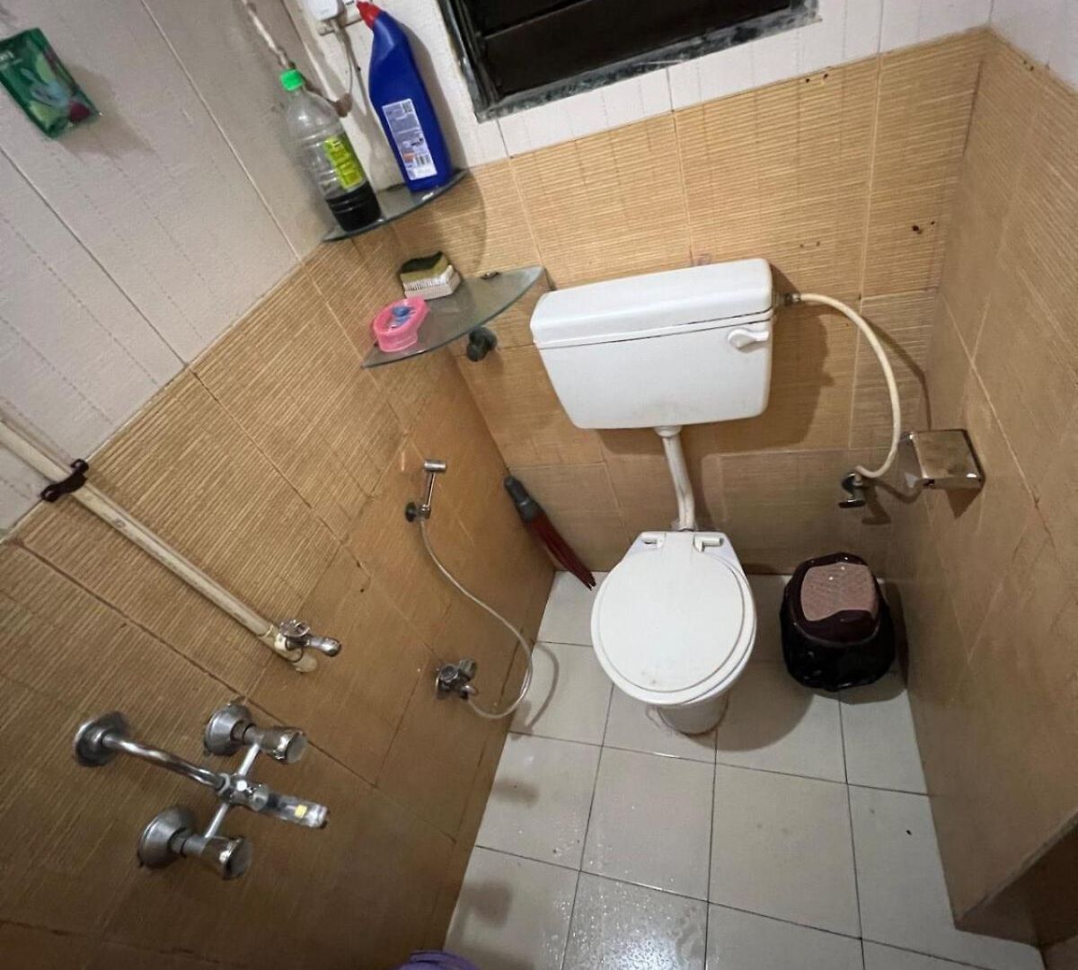 In Andheri West -007 Apartment