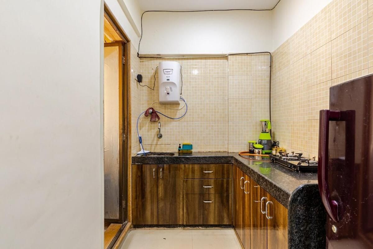 2bhk Flat -5min From Goregaon Nesco