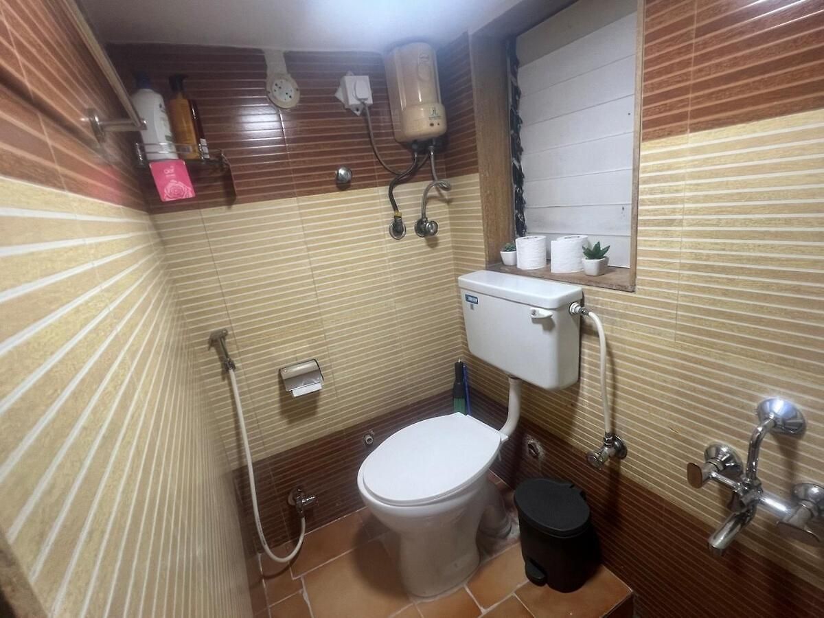 2bhk Flat -5min From Goregaon Nesco *