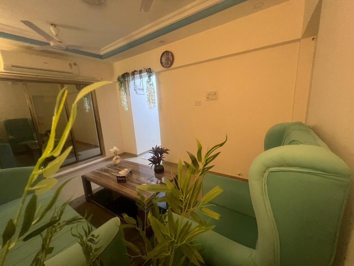 2bhk Flat -5min From Goregaon Nesco Apartment Mumbai