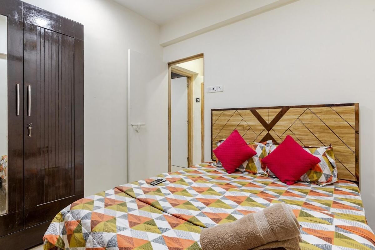 Apartment 2bhk Flat -5min From Goregaon Nesco