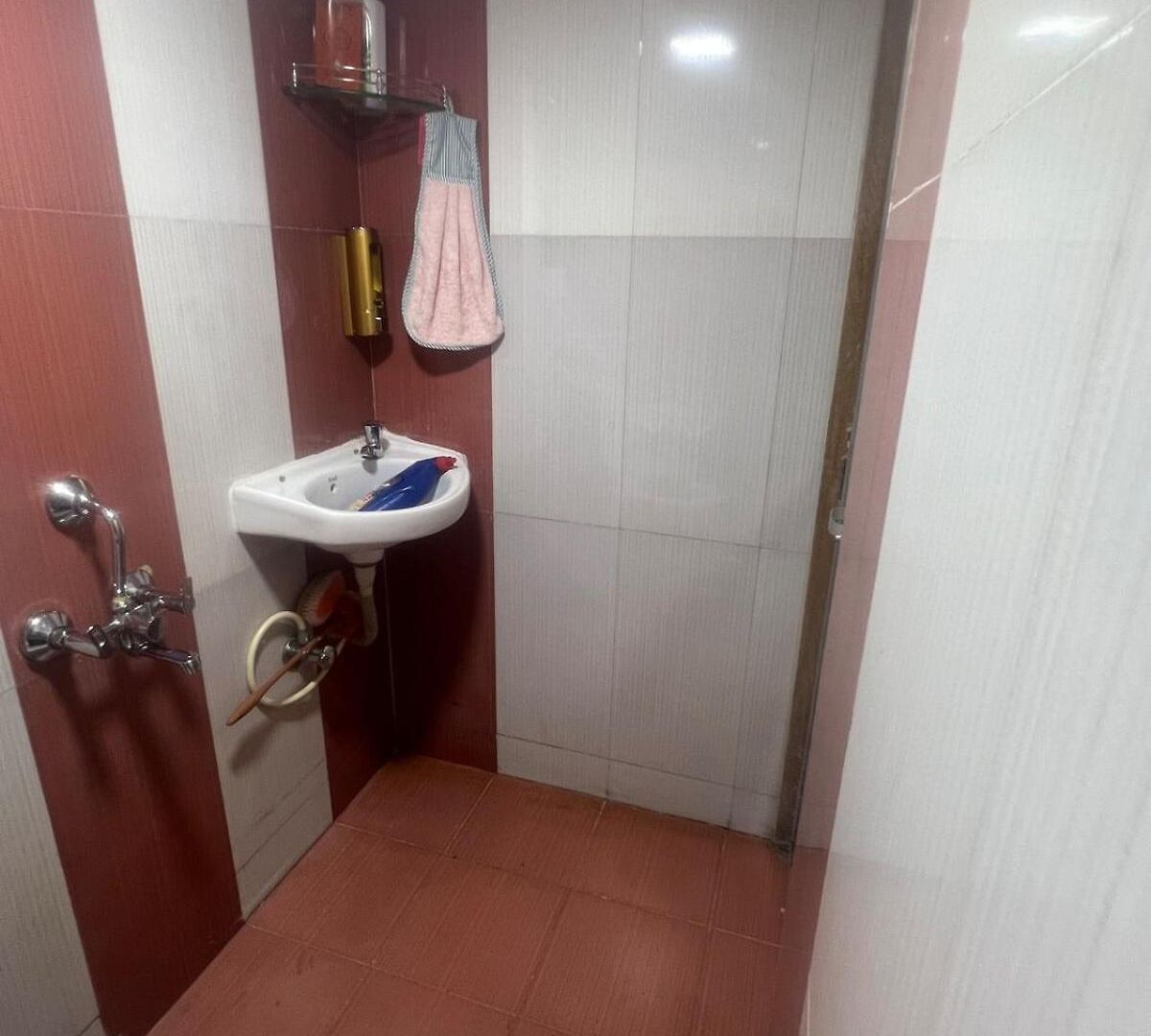 2bhk Flat -5min From Goregaon Nesco * Mumbai