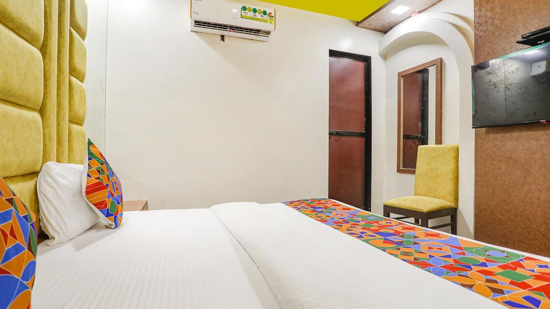 Via Versova Residency - Nr Kokilaben Hospital 3* Mumbai