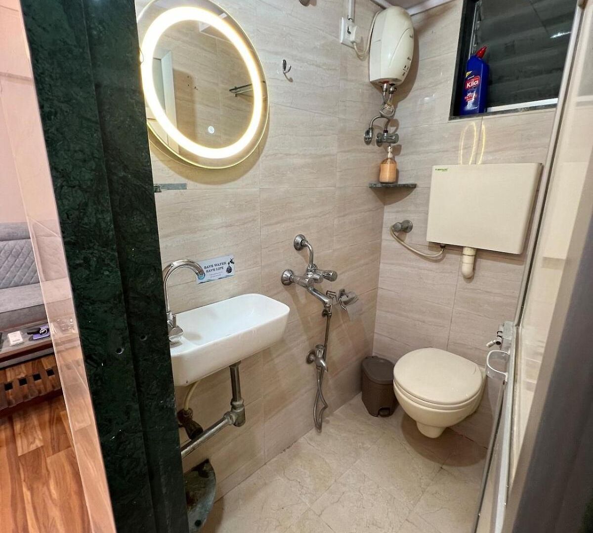 1bhk Flat In Juhu Apartment *