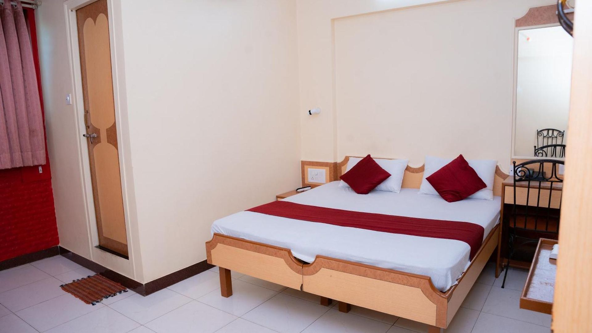 Saigal Hotel