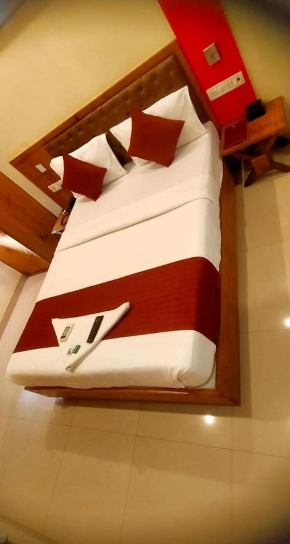 Grandeur By Avion Palace Near T2 International Airport Apartment Mumbai