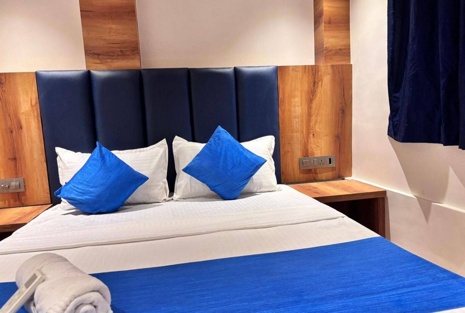 Hotel Lavish Park Mumbai