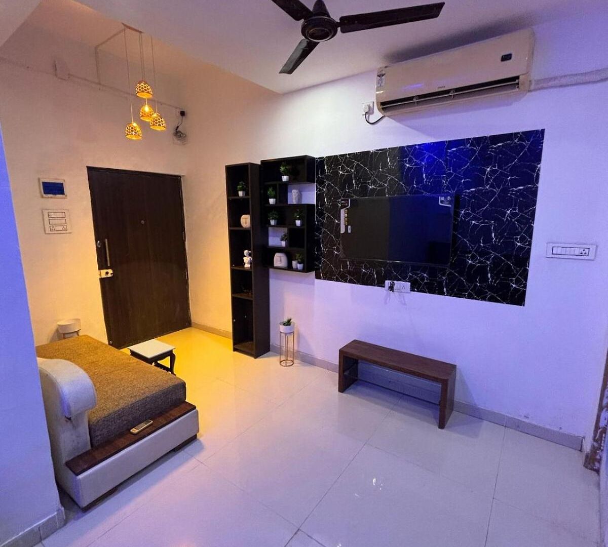 Apartment Ivy Splendour Blu Private Studio, Oshiwara, *