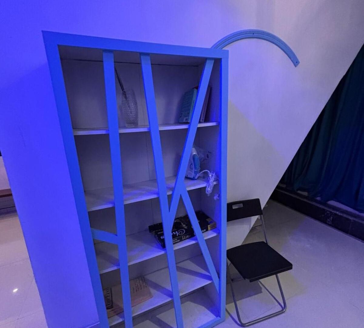 Ivy Splendour Blu Private Studio, Oshiwara, *