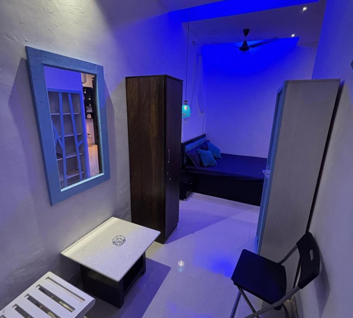 Apartment Ivy Splendour Blu Private Studio, Oshiwara, Mumbai