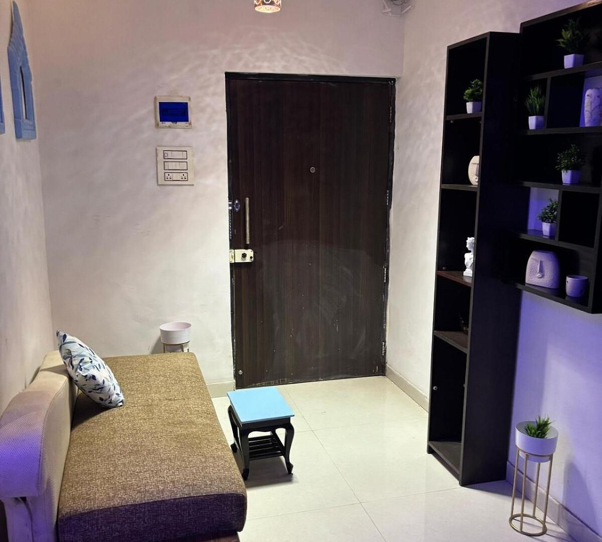 Apartment Ivy Splendour Blu Private Studio, Oshiwara,