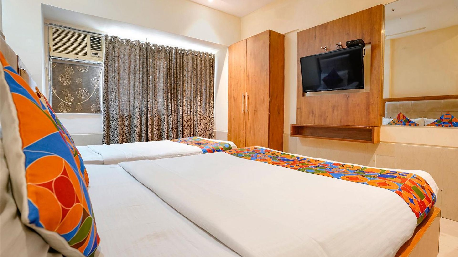 Hotel Fabhotel Regal - In Sahar Road Mumbai