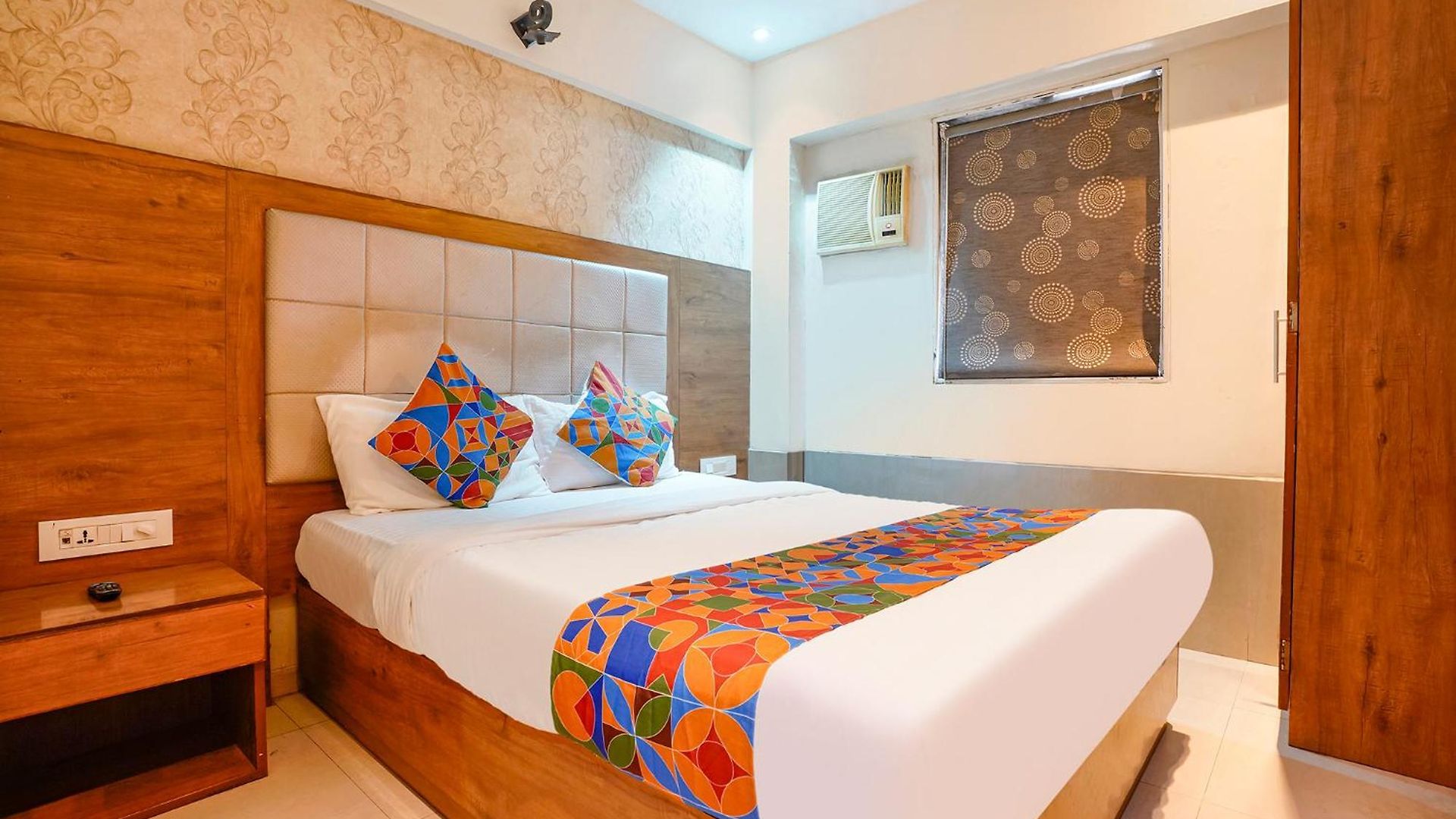 Fabhotel Regal - In Sahar Road