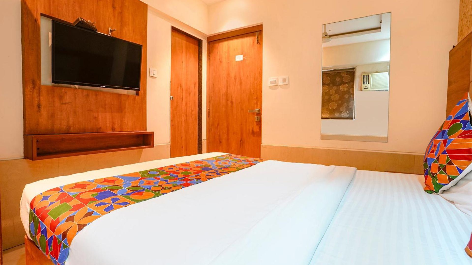 Fabhotel Regal - In Sahar Road 3*