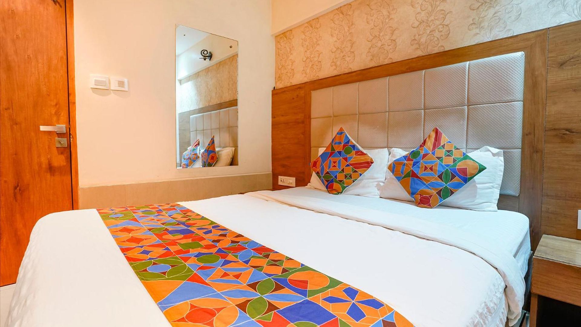 Fabhotel Regal - In Sahar Road