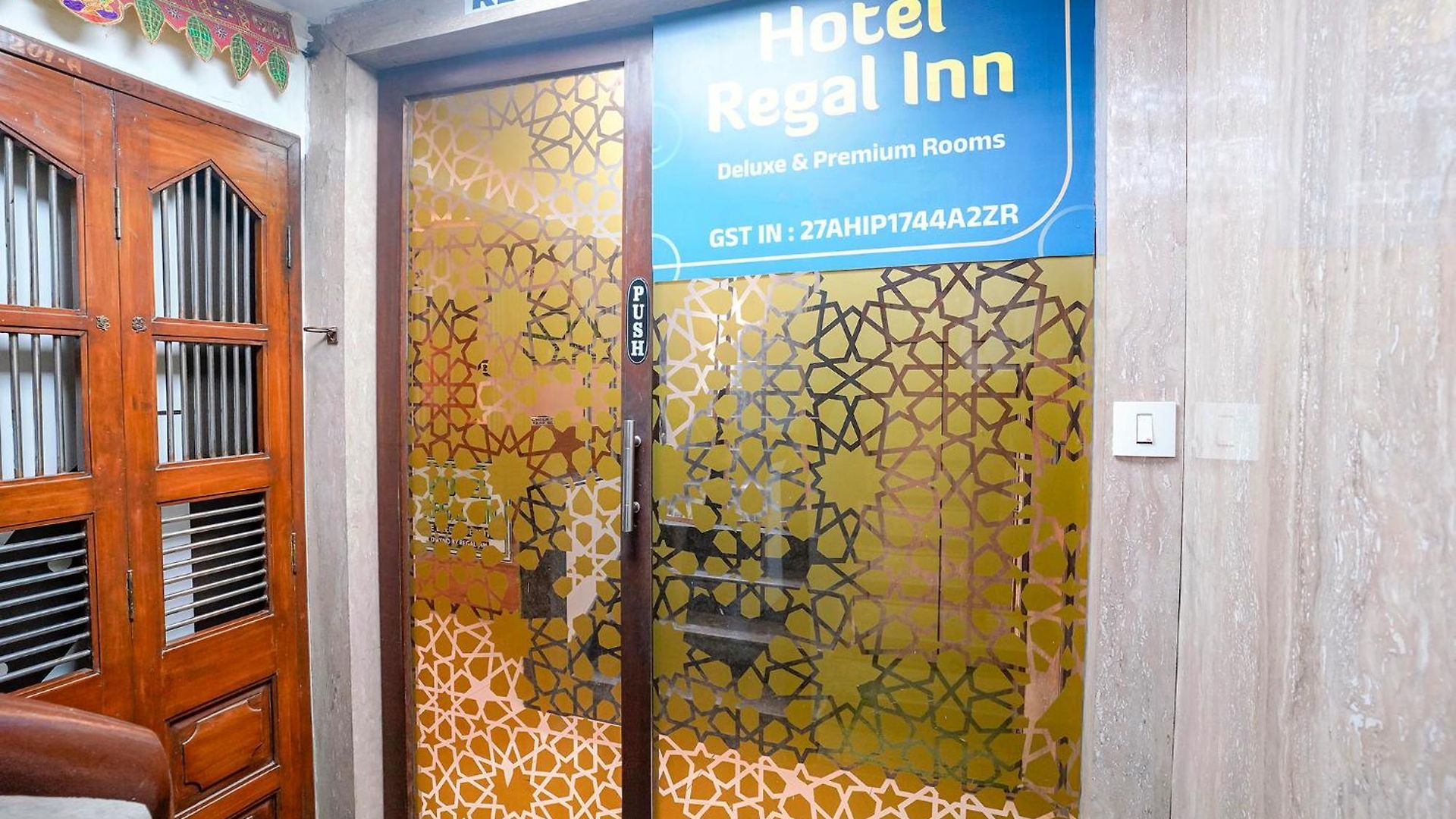 Hotel Fabhotel Regal - In Sahar Road Mumbai