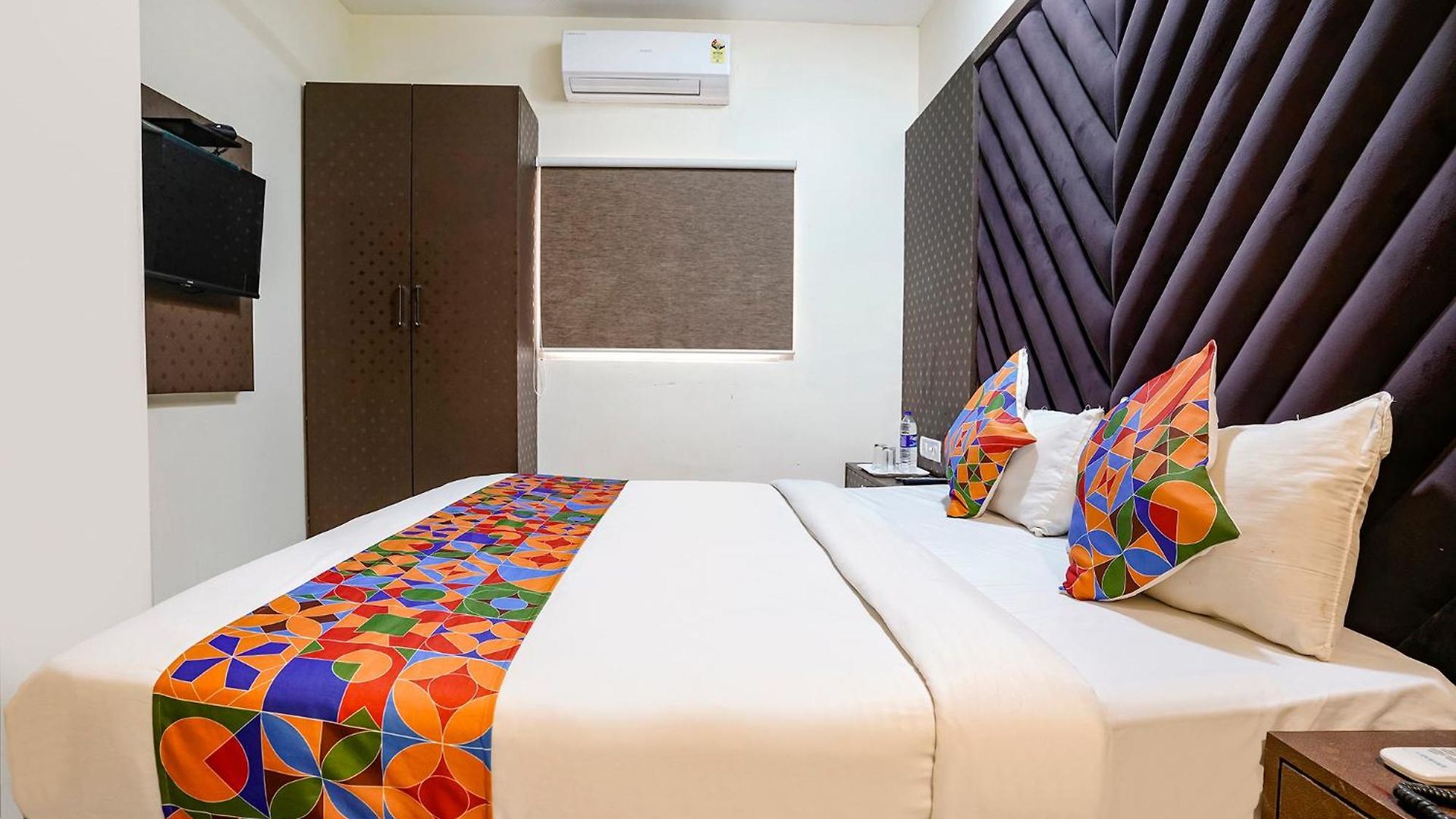 Fabhotel Occazia Paradise