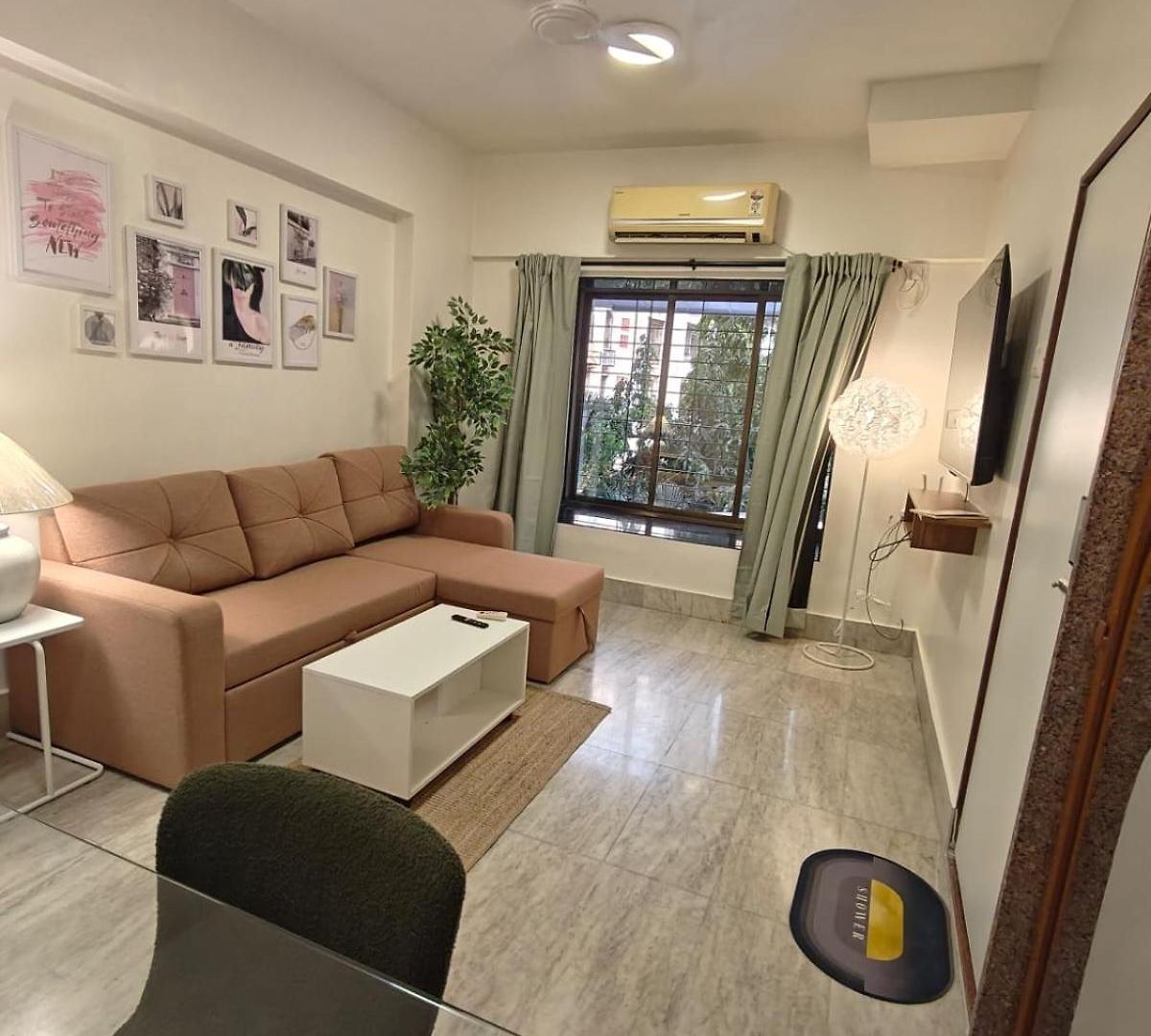 Spacious 1bhk Off Carter Road Apartment