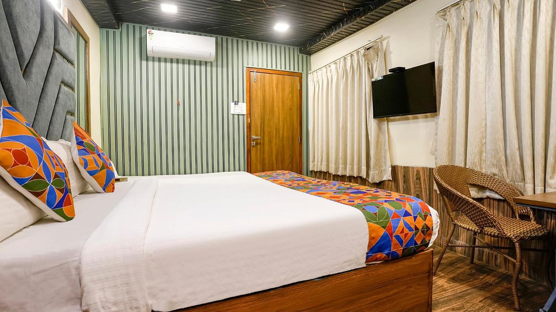 Fabhotel Malali Residency Mumbai
