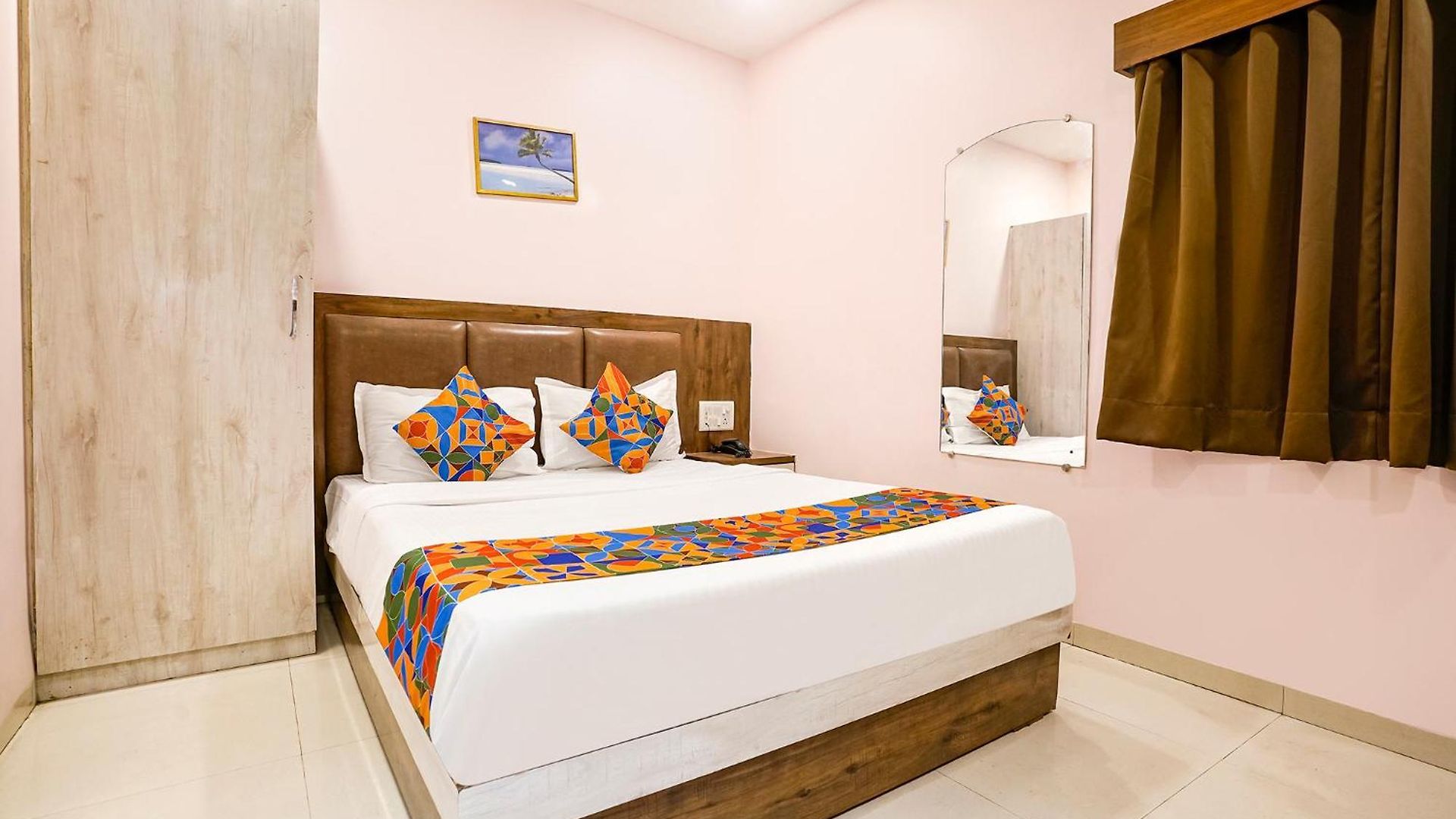 Via Tawakkal Hotel