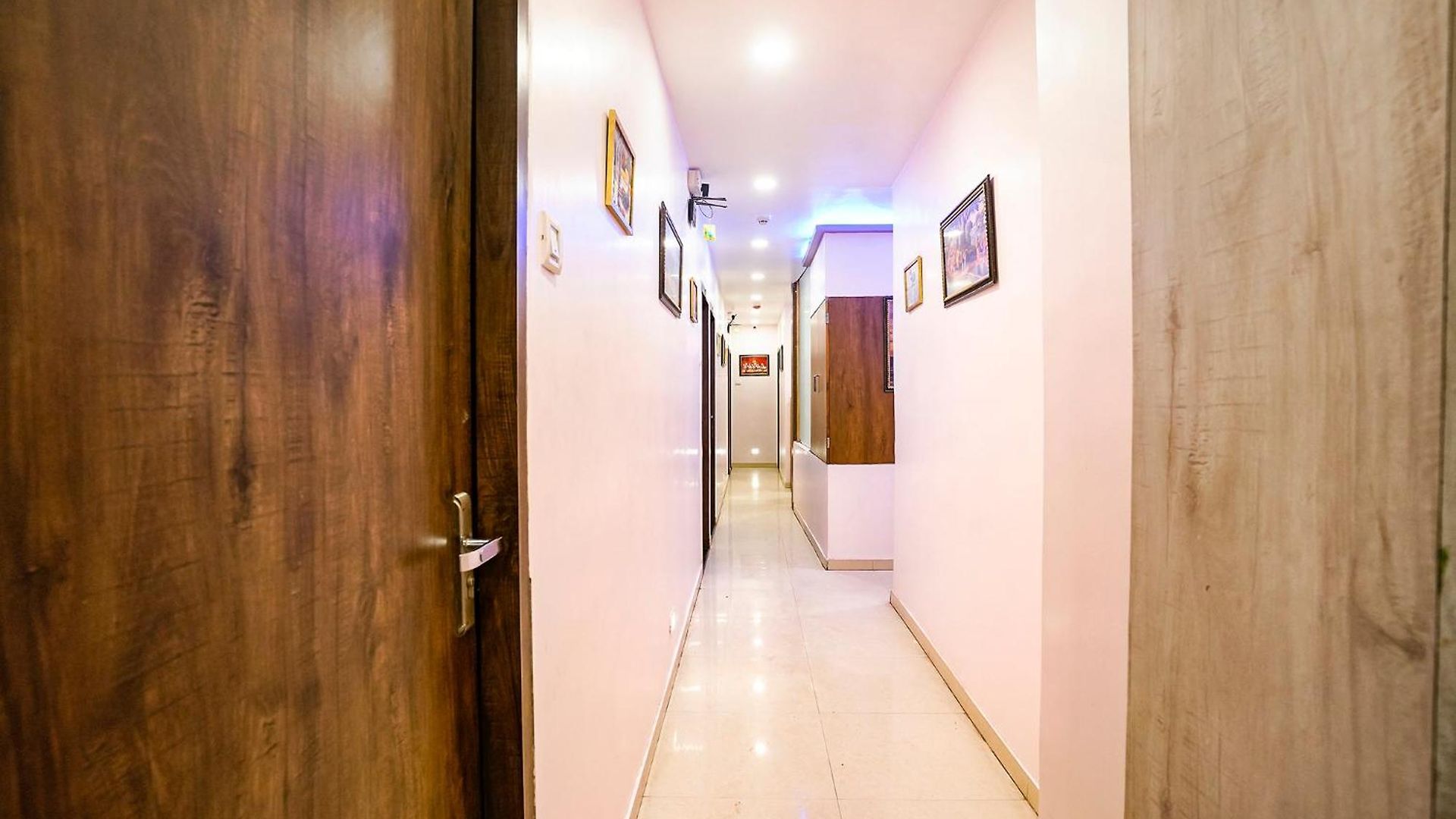 Hotel Via Tawakkal 2*