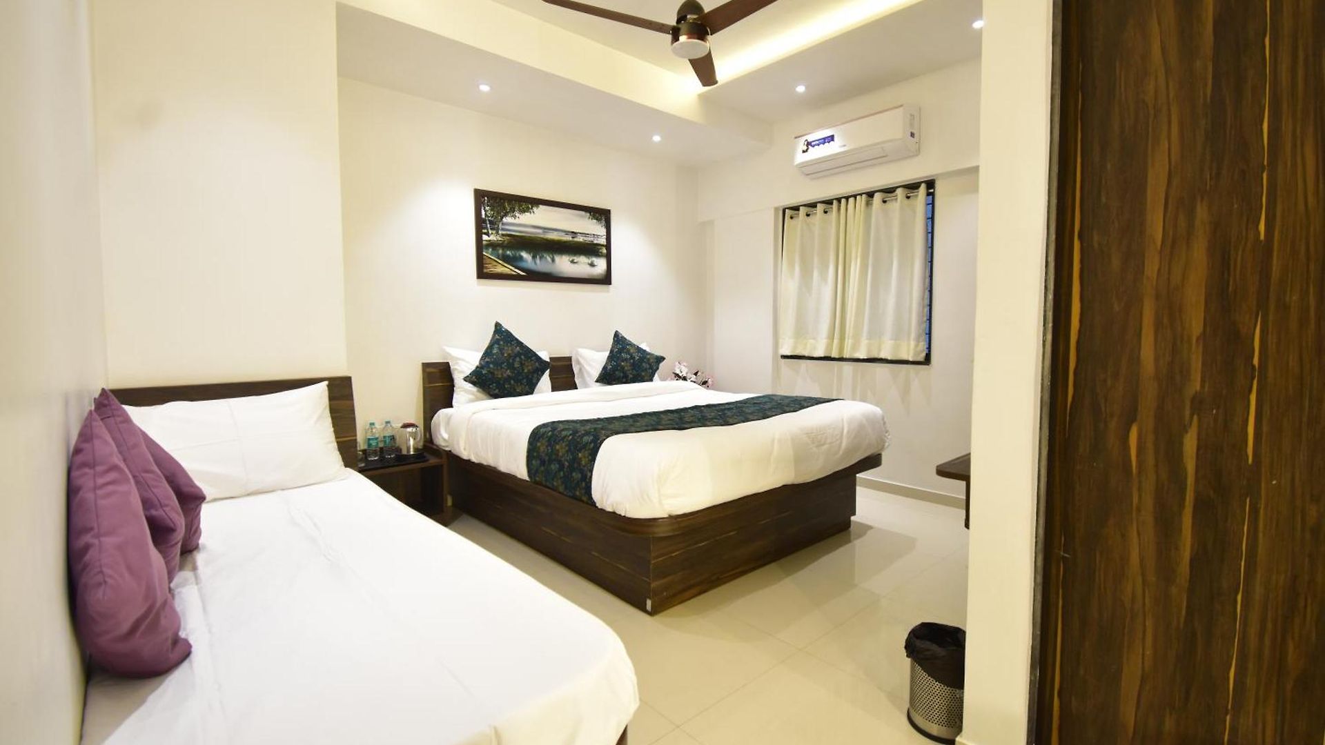 Hotel Urban Nest Mumbai