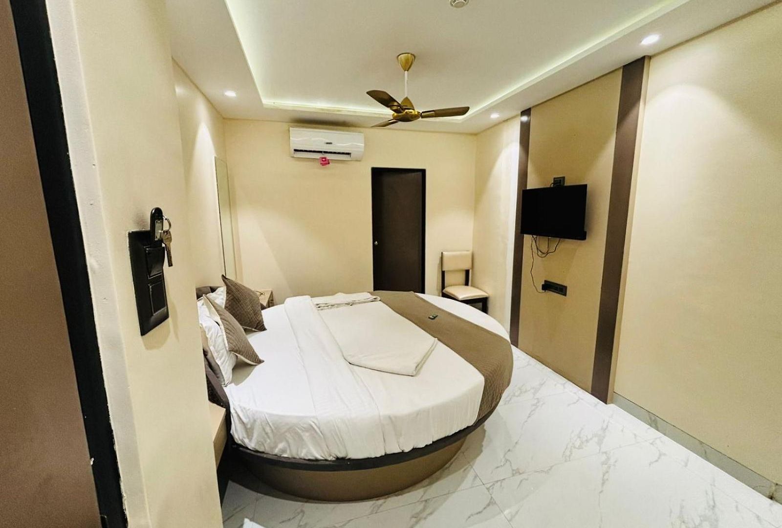 Dolphin Residency Hotel Mumbai
