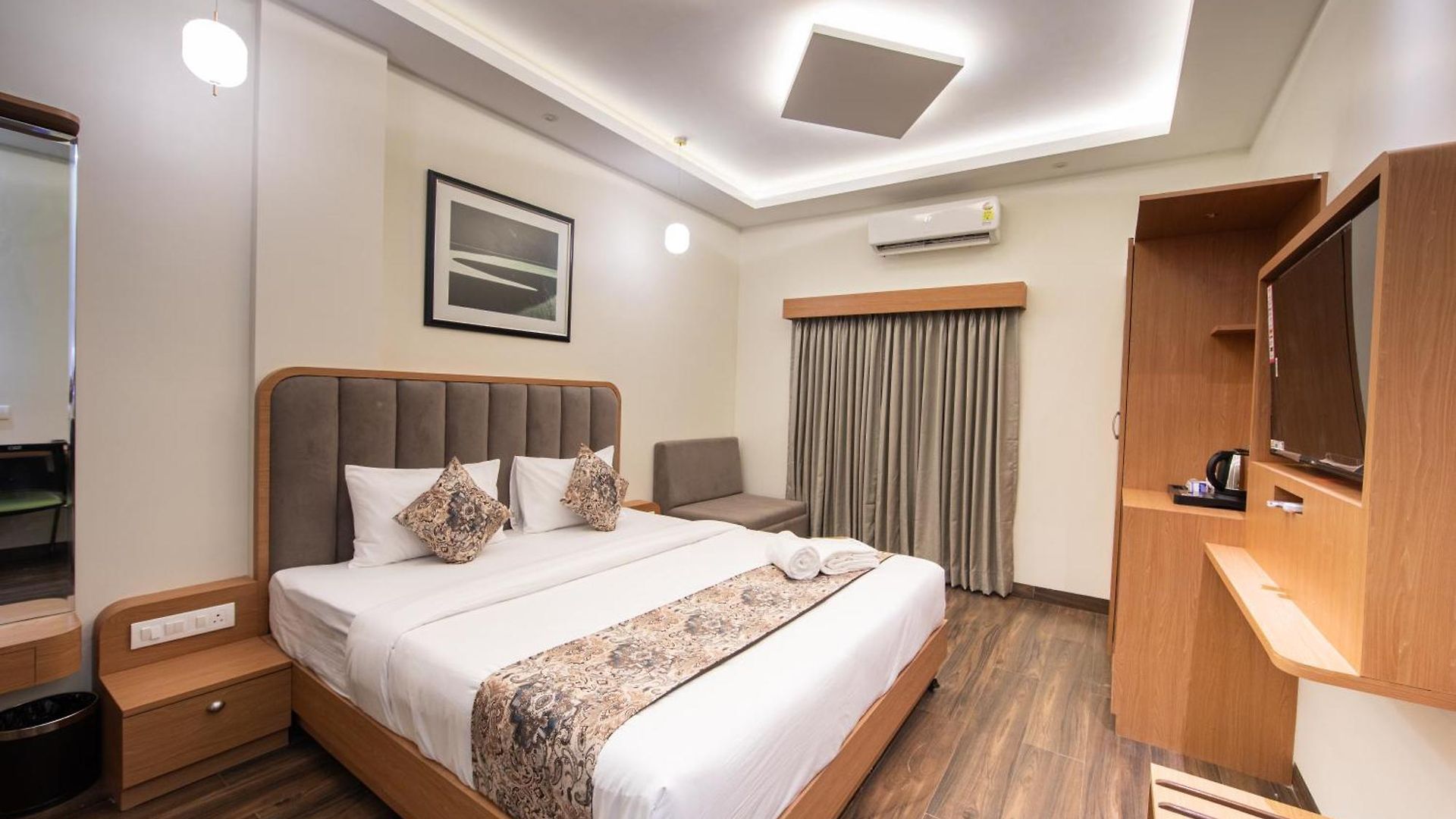 Afotel Mumbai-near International Airport Mumbai