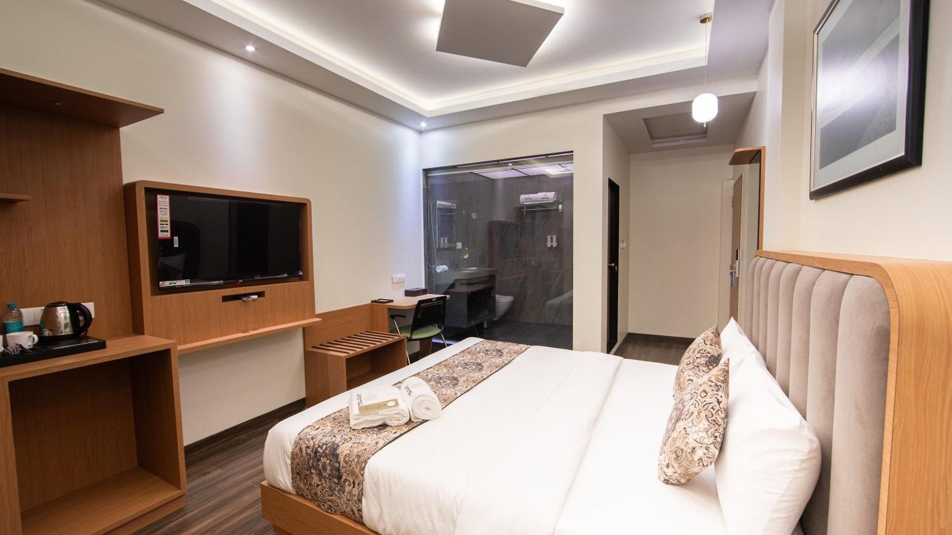 Afotel Mumbai-near International Airport 3*
