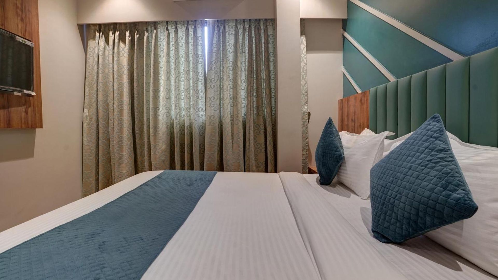 Hotel Starville Andheri Midc 3*