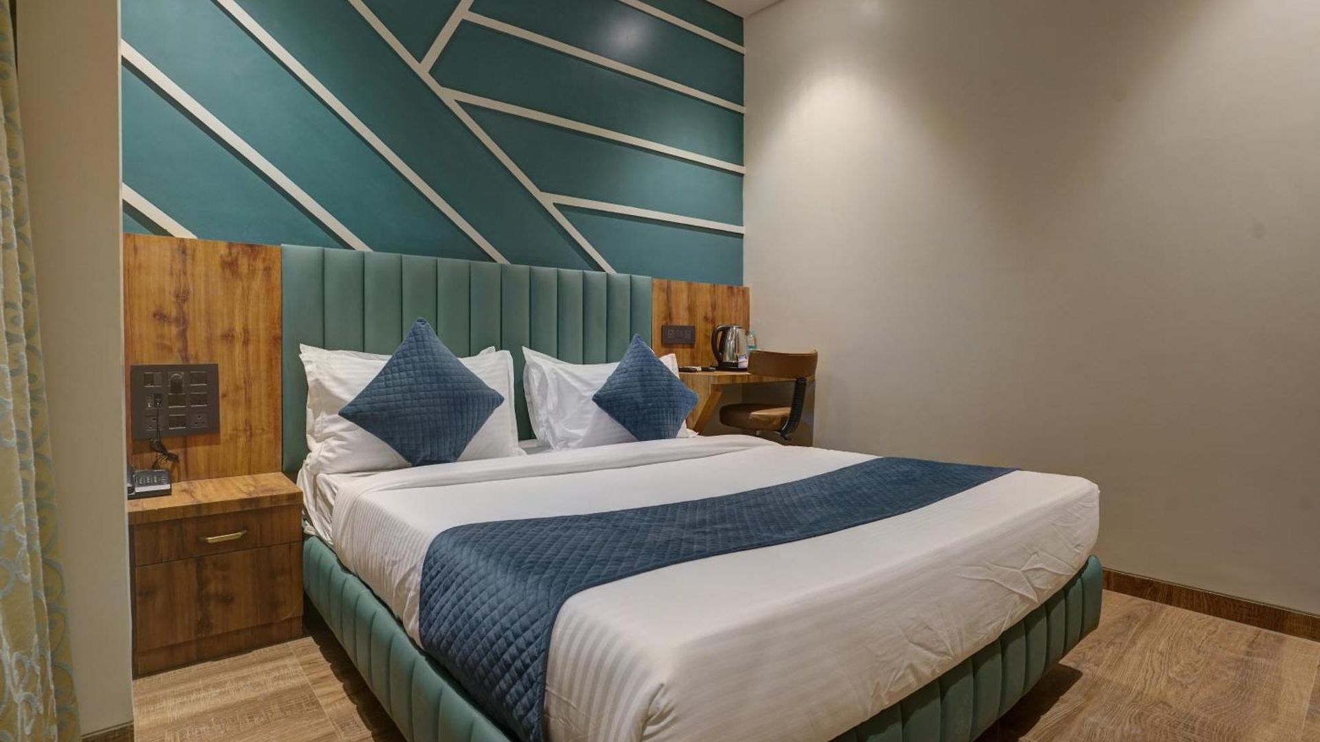 Starville Andheri Midc Hotel Mumbai