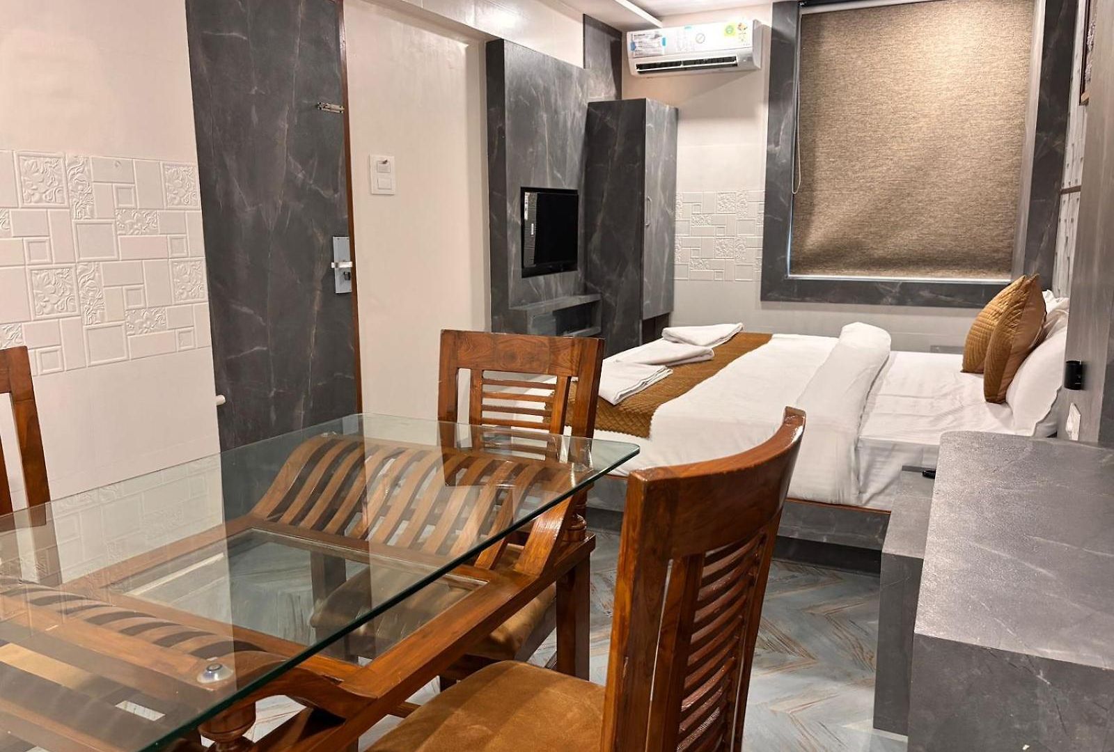 Arts Palace Hotel 3*