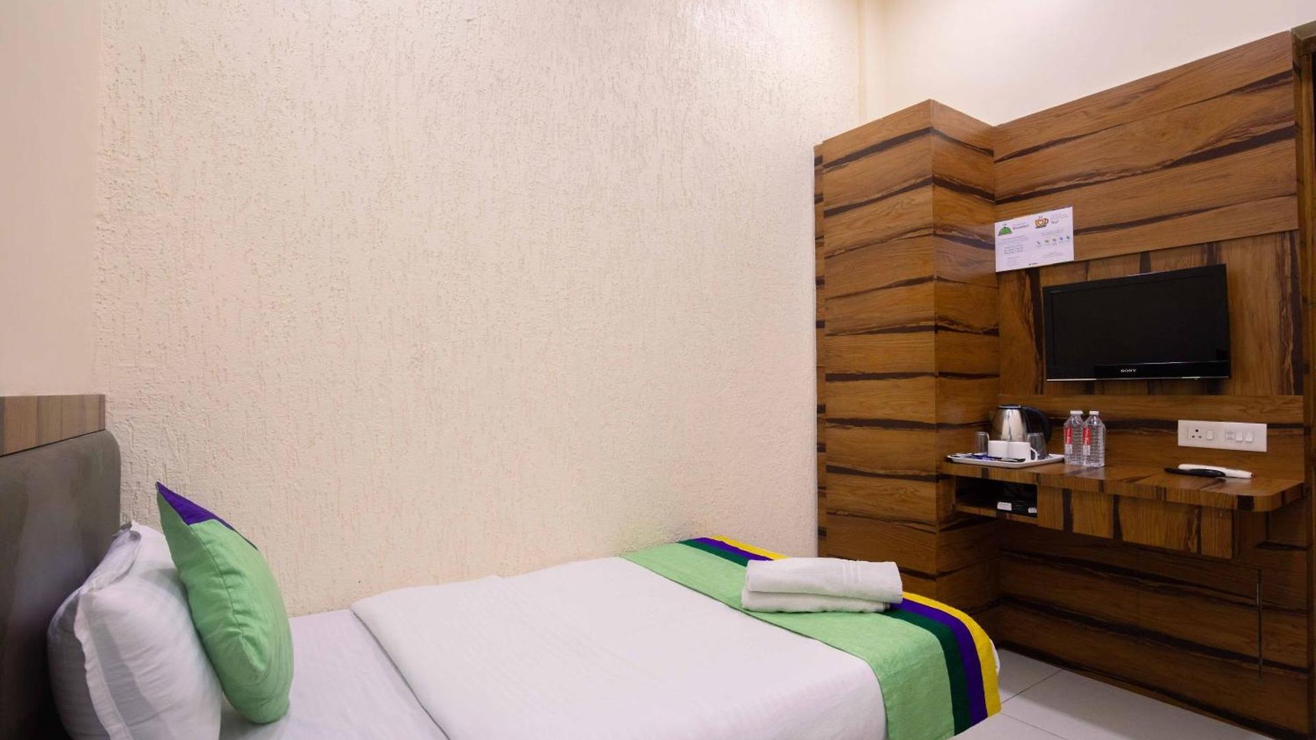 Hotel Treebo Hiramani Parel Lalbaug Mumbai